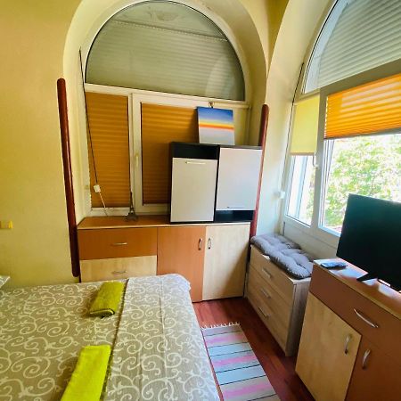 Central 2 Bedrooms Apartment Brasov Exterior photo